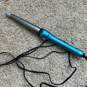 BaByliss Pro Nano Titanium curling wand